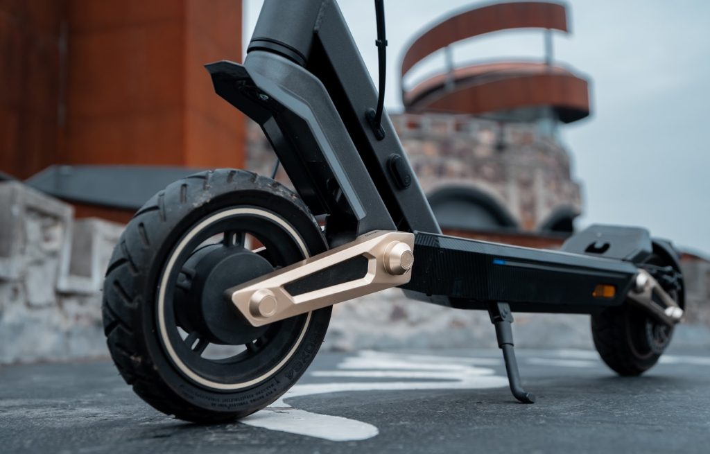 La serie de patinetes ST3 y GT3 de Navee aterrizan en España